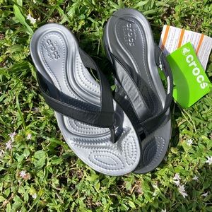 Kadee II women's flip-flops.